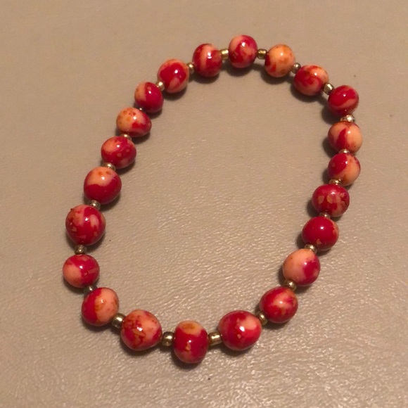 Jewelry - Red and Cream Beaded Bracelet